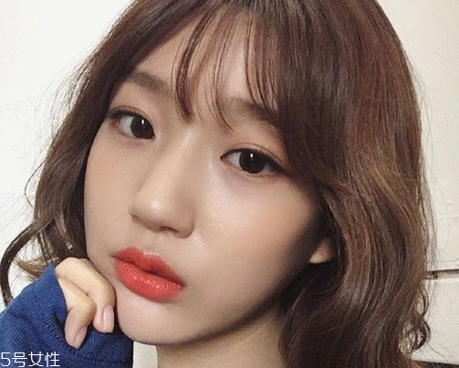 齊肩短發(fā)怎樣最好看？染這些顏色好看又洋氣