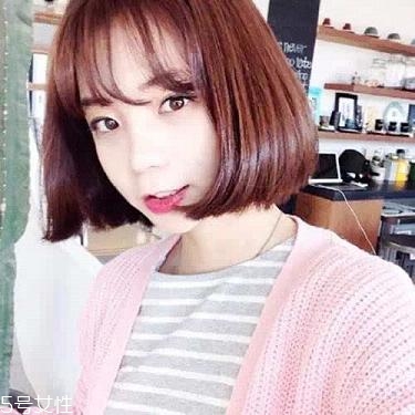 大臉女生適合的短發(fā)發(fā)型 短發(fā)打理步驟 大臉女生適合的短發(fā)發(fā)型 短發(fā)打理步驟