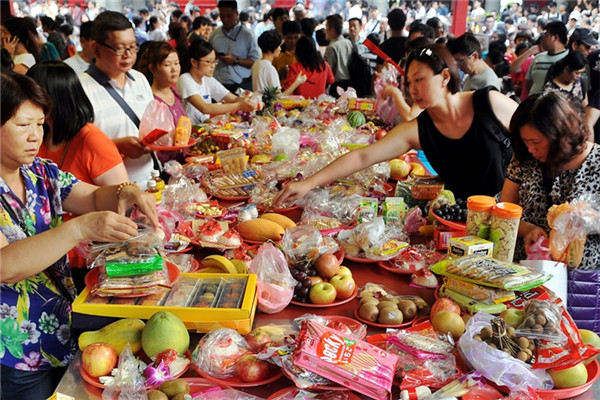 過(guò)年拜神怎樣拜說(shuō)什么話 過(guò)年拜神怎樣拜說(shuō)什么話