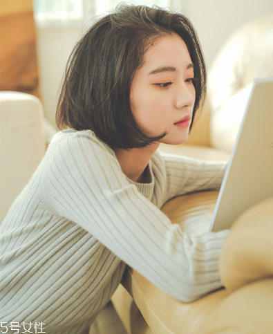 圓臉有劉海好還是沒有劉海好？頭發(fā)少又細(xì)不適合短發(fā)