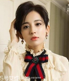 短發(fā)發(fā)尾外翻的發(fā)型怎么弄？誰(shuí)弄誰(shuí)美