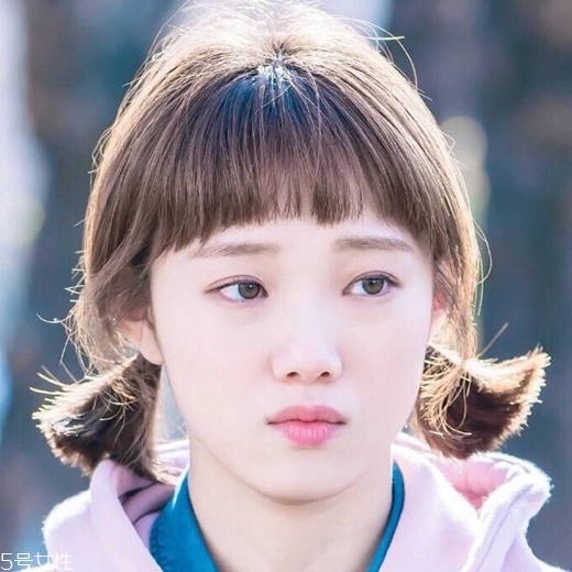 短發(fā)適合扎什么發(fā)型？剪短發(fā)這么好看