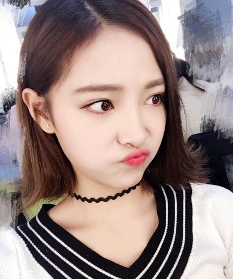 中分發(fā)型適合什么臉型的女生 2018短發(fā)發(fā)型推薦 中分發(fā)型適合什么臉型的女生 2018短發(fā)發(fā)型推薦