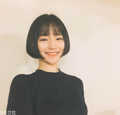 短發(fā)適合扎什么發(fā)型？剪短發(fā)這么好看