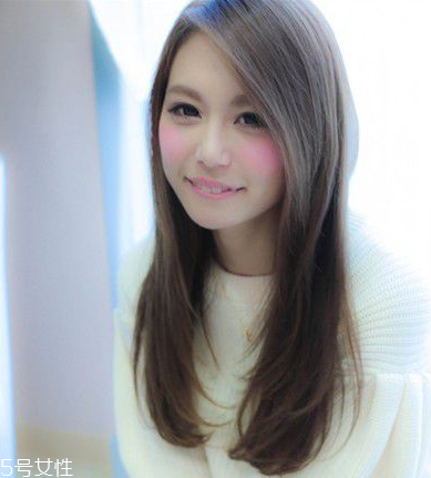 鵝蛋臉扎什么馬尾好看？肉肉臉適合這些發(fā)型