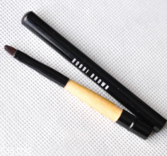 送閨蜜新年禮物怎么挑選？送這些美妝產(chǎn)品她會(huì)尖叫