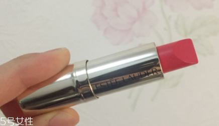 送閨蜜新年禮物怎么挑選？送這些美妝產(chǎn)品她會(huì)尖叫