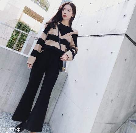 毛衣怎么晾曬不變形？巧用身邊小物品