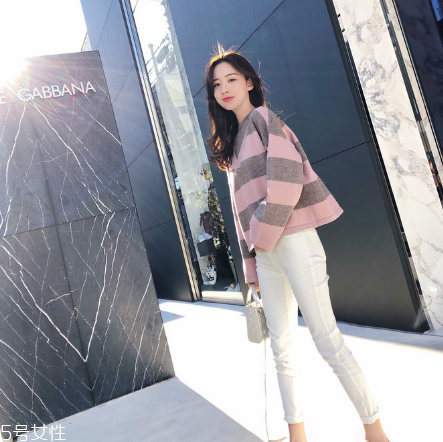 毛衣怎么晾曬不變形？巧用身邊小物品