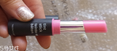 哪些潤唇膏適合孕媽？孕媽要選可食用潤唇膏