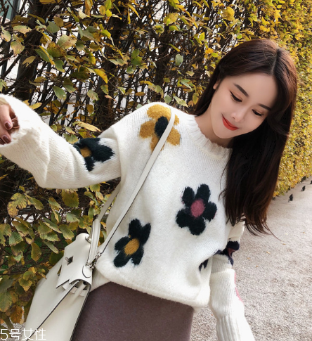 毛衣長(zhǎng)了可以改短嗎？教你變身巧手裁縫