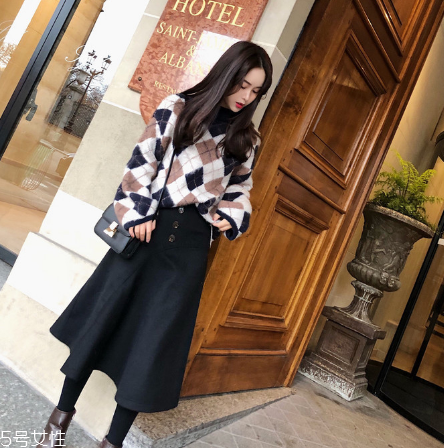 毛衣買小了怎樣能變大？跟著小編這樣做