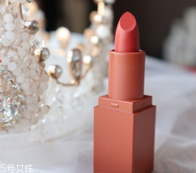 口紅凍住了還能用嗎？擔(dān)心影響效果