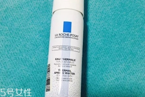 噴霧凍了還能用嗎？驚呆保濕噴霧凍成冰