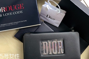 迪奧2018情人節(jié)限量多少錢？love kiss情人節(jié)口紅試色