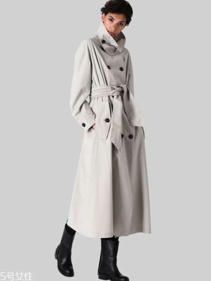 阿瑪尼風(fēng)衣不合格是真的嗎？售價(jià)3萬(wàn)竟然不合格