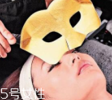 面膜剩余精華能涂在眼睛上嗎？千萬不能