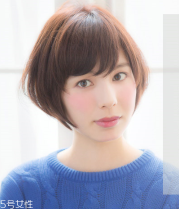 發(fā)量多女生適合什么發(fā)型？形象百變的你