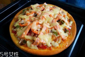 微波爐烤披薩用什么火 建議用大火 微波爐烤披薩用什么火 建議用大火