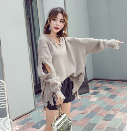 破洞毛衣怎么搭配？隨意不羈的不二選擇