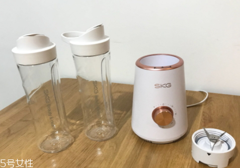 skg榨汁機(jī)使用方法 教你正確使用步驟 skg榨汁機(jī)使用方法 教你正確使用步驟