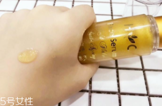 臉上有斑點怎么去除？食療/精華/面膜三管齊下