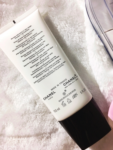香奈兒美白洗面奶好用嗎？摸著良心推薦