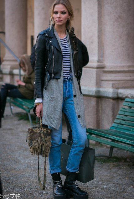 皮衣下面搭配什么好看？玩出個性混搭風