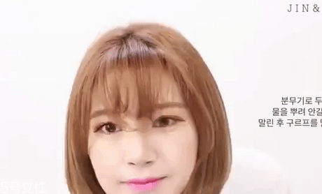 李圣經(jīng)同款短發(fā)怎么打理？吹頭發(fā)的時候盡量吹發(fā)根