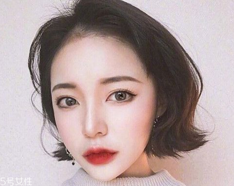 2018最流行的十款發(fā)型 優(yōu)雅簡單的短發(fā)扎法 2018最流行的十款發(fā)型 優(yōu)雅簡單的短發(fā)扎法