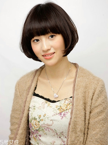 齊劉海適合什么卷發(fā)？如何選擇適合自己的發(fā)型