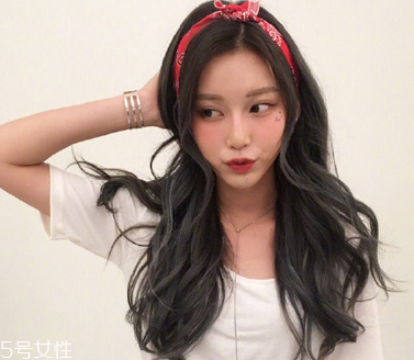 2018最流行的十款發(fā)型 優(yōu)雅簡單的短發(fā)扎法 2018最流行的十款發(fā)型 優(yōu)雅簡單的短發(fā)扎法