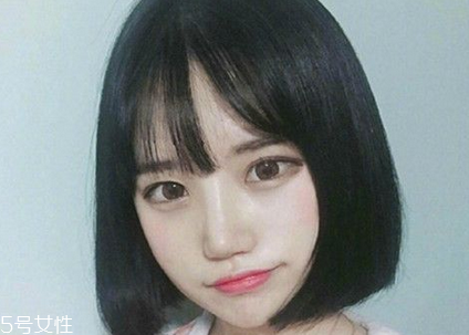 短發(fā)波波頭怎么樣好看 知性又輕熟的韓式中分短發(fā) 短發(fā)波波頭怎么樣好看 知性又輕熟的韓式中分短發(fā)