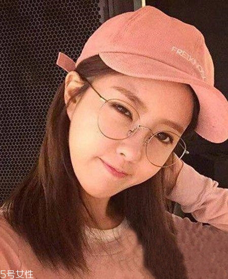 齊肩發(fā)怎么燙好看？女生發(fā)型設(shè)計(jì)與臉形搭配