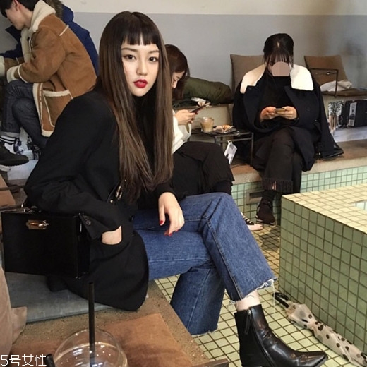 二次元?jiǎng)⒑＿m合什么發(fā)型？讓你個(gè)性十足