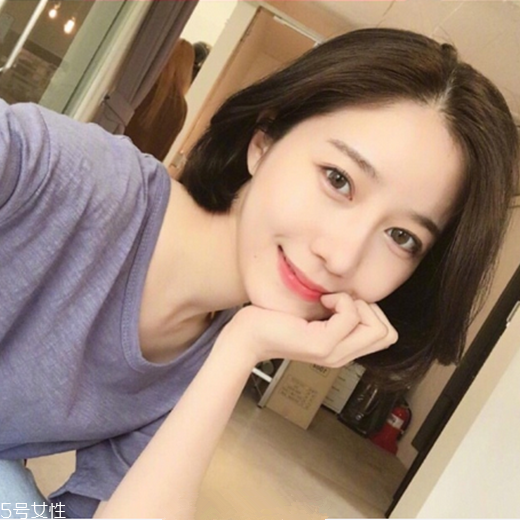 女生發(fā)質(zhì)軟適合什么發(fā)型？胖圓臉顯瘦發(fā)型參考