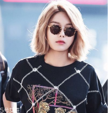 短發(fā)卷發(fā)怎么弄好看？裴秀智發(fā)型同款get