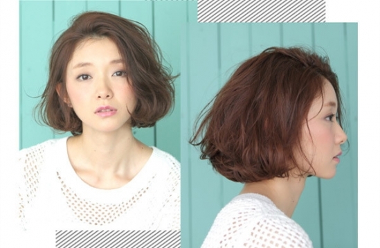 矮個子女生適合什么短發(fā)？氣質(zhì)齊肩卷發(fā)