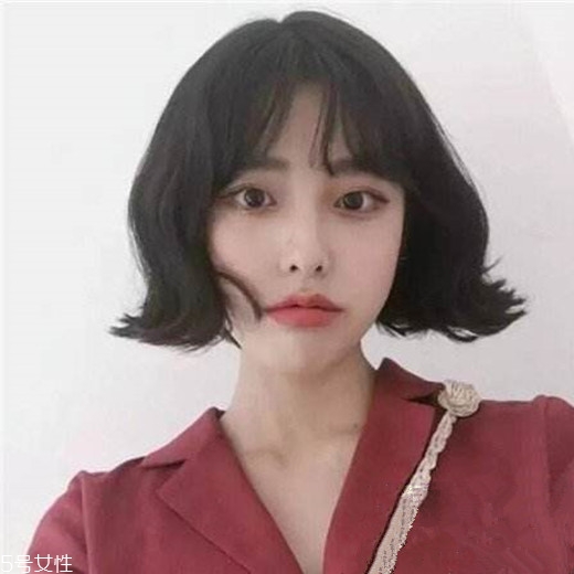 齊肩發(fā)怎么燙好看？女生發(fā)型設(shè)計(jì)與臉形搭配