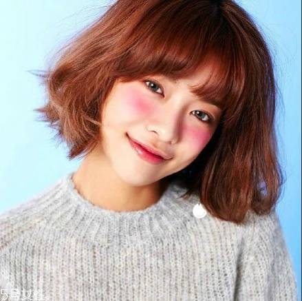 韓式空氣劉海配什么發(fā)型？不失個(gè)性魅力