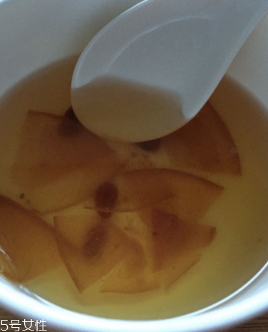 冰糖雪梨膏怎么熬制？冰糖雪梨膏做法不難