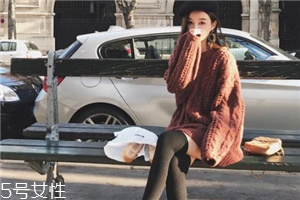 毛衣是羊絨好還是羊毛好？羊絨羊毛材質(zhì)大對(duì)比