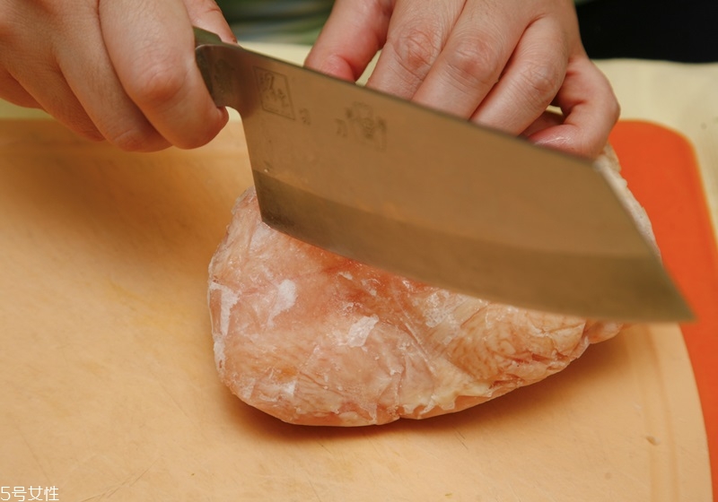 廚房刀具怎么用 5種刀具使用方法 廚房刀具怎么用 5種刀具使用方法