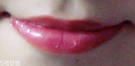 唇彩可以帶上飛機(jī)嗎？不用過于擔(dān)心