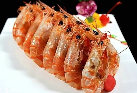 微波爐烤蝦需要多久 微波爐烤蝦時(shí)間和溫度 微波爐烤蝦需要多久 微波爐烤蝦時(shí)間和溫度