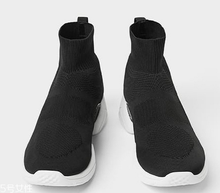 zara低配版巴黎世家襪子鞋多少錢_在哪買？