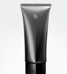 沒有卸妝水怎么卸妝？食用油+洗面奶也能搞定