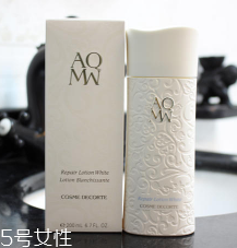 水乳套裝哪個(gè)好用？網(wǎng)友評出6款無限回購的水乳套裝