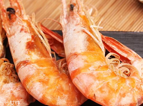 微波爐烤蝦干多長時(shí)間 烤蝦干技巧