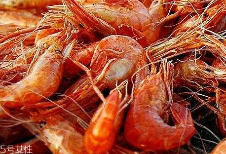 微波爐烤蝦干多長時(shí)間 烤蝦干技巧